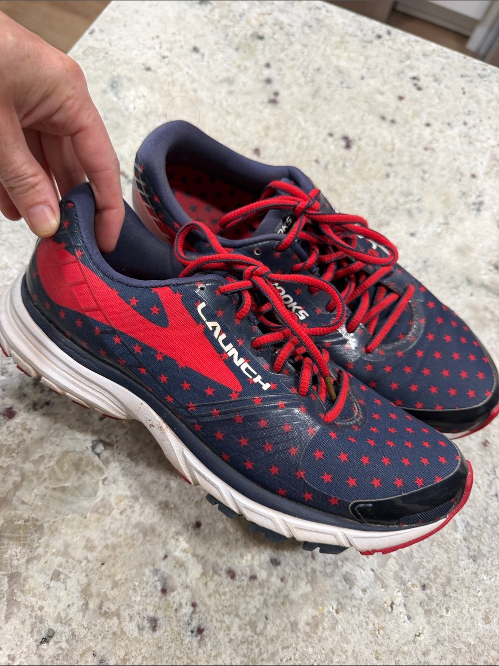 Brooks Launch 3 Running Shoes In Peacoat Navy & True Red Patriotic Star Print 8